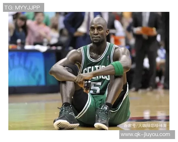 哈克斯表现出色15投8中砍下18分8篮板9助攻2盖帽正负值高达18助球队获胜